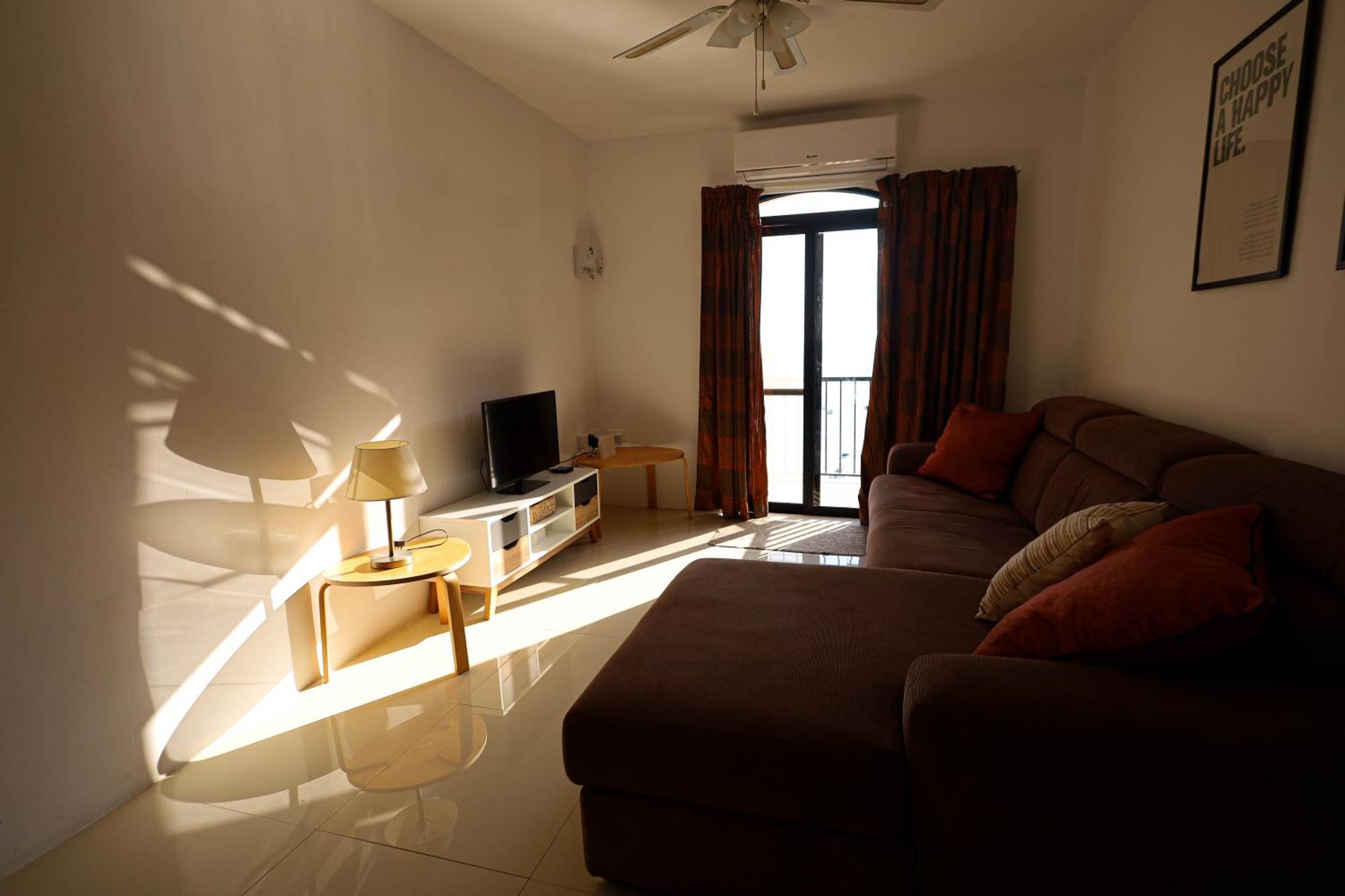 Seafront Duplex Penthouse With Terrace Overlooking Xlendi Bay Exterior foto